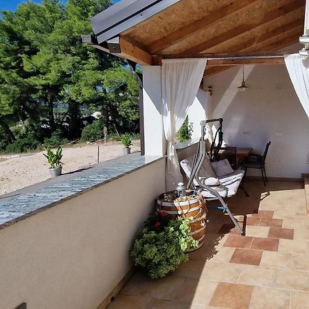 Apartmani Dutkovic Vrboska Exterior foto